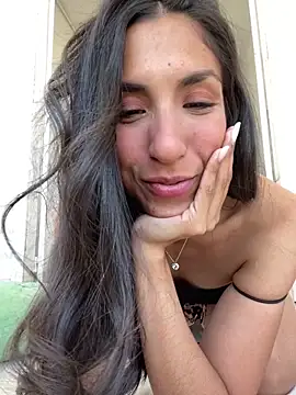 MaddyX   online show from December 3, 8:08 pm