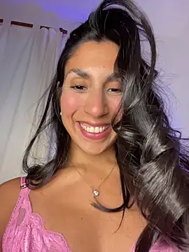MaddyX   online show from May 8, 8:23 pm