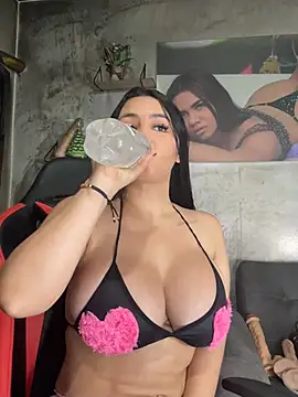 innocenttemplegirl online show from February 15, 12:55 am