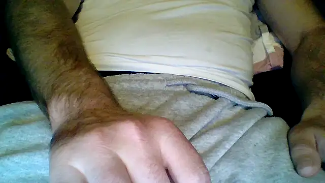 maxh08625 online show from September 29, 7:08 pm