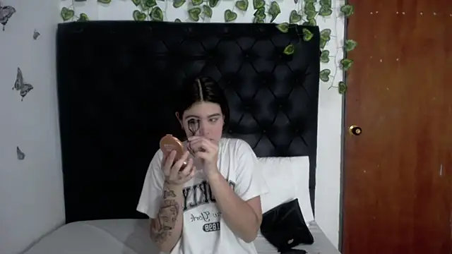 isabel 09 online show from April 8, 12:28 pm