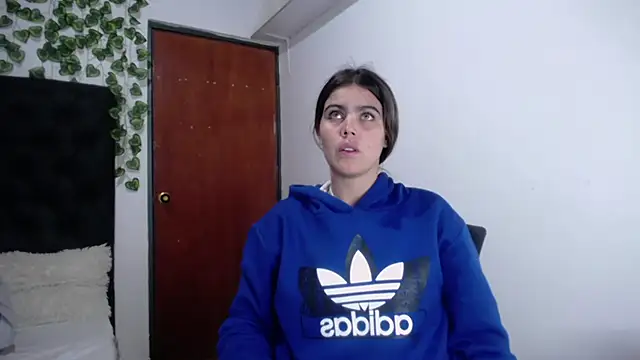 isabel 09 online show from November 5, 3:09 am