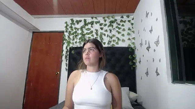 isabel 09 online show from October 8, 2:46 am