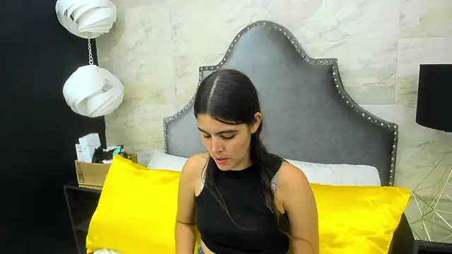 Snapshot of isabel_09 chatting on July 30, 6:18 pm isabel 09 online show from July 30, 6:18 pm