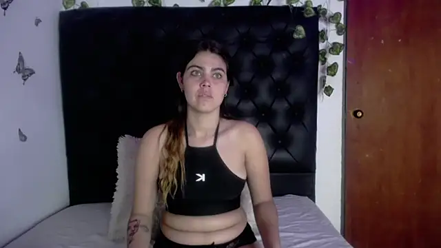 isabel 09 online show from April 4, 12:12 pm