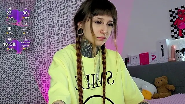 LilithPoison online show from February 1, 6:06 pm