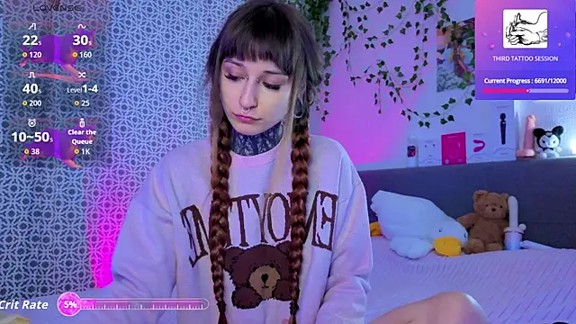 LilithPoison online show from May 1, 6:13 pm