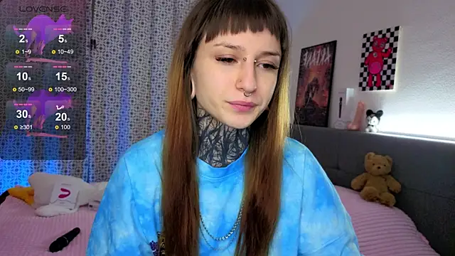 LilithPoison online show from December 5, 6:06 pm