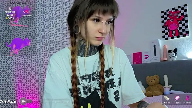 LilithPoison online show from March 28, 6:20 pm