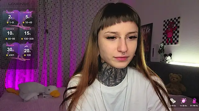 LilithPoison online show from November 20, 6:08 pm