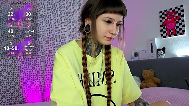 LilithPoison online show from February 21, 6:43 pm