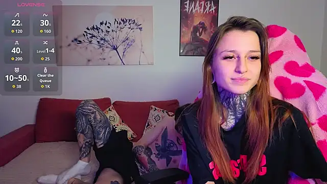 Snapshot of LilithPoison chatting on September 14, 3:51 am LilithPoison online show from September 14, 3:51 am