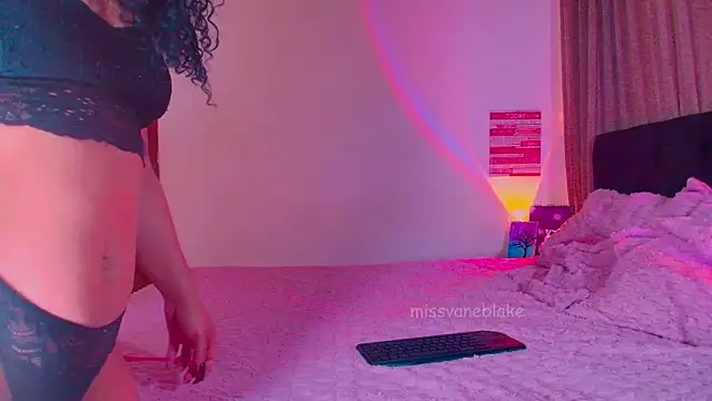 missvaneblake online show from January 11, 12:01 pm