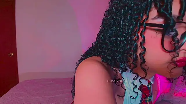 missvaneblake online show from February 2, 11:09 am