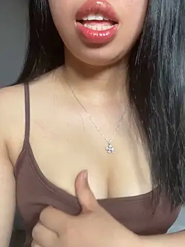 Rose-babyx online show from June 15, 2:23 am