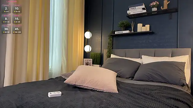 AdriaNochi online show from March 12, 7:23 am