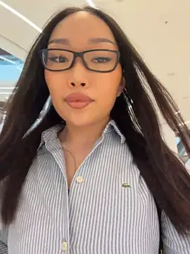 AdriaNochi online show from July 3, 1:28 pm