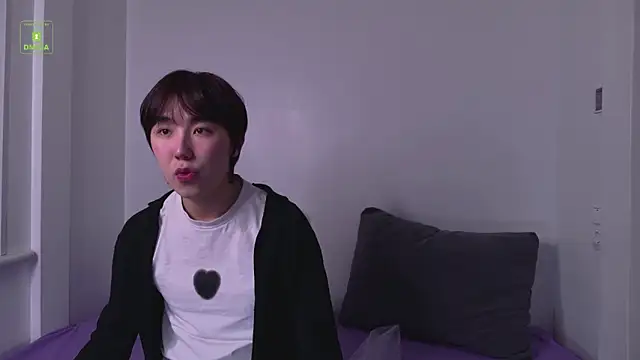 HeejinWang online show from March 29, 3:24 pm