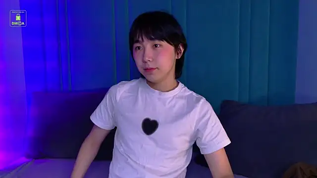 HeejinWang online show from May 7, 4:28 am
