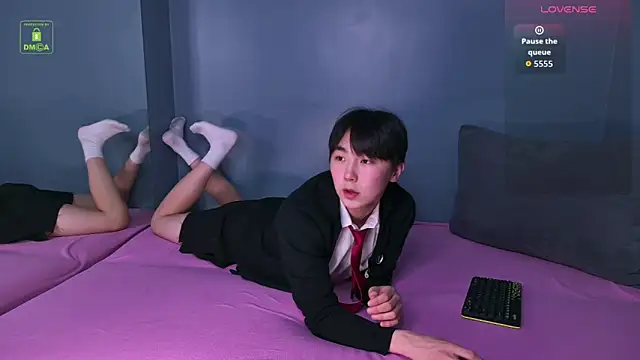 HeejinWang online show from December 17, 10:20 am