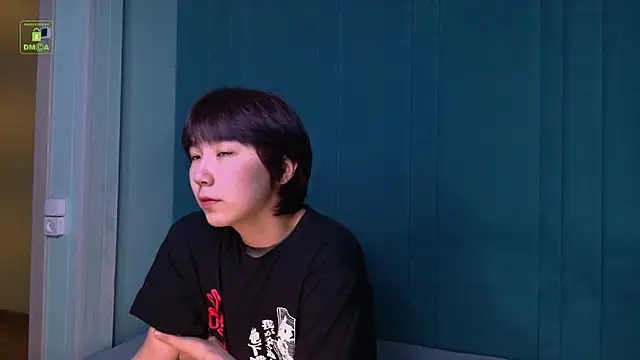 HeejinWang online show from April 22, 3:19 pm