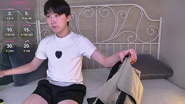 HeejinWang online show from December 21, 8:31 pm