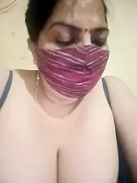 Love-890 online show from October 31, 5:42 pm