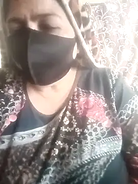 Love-890 online show from November 18, 7:11 am