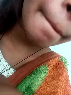 Snapshot of Aaisha-16 chatting on March 1, 2:44 am Aaisha-16 online show from March 1, 2:44 am