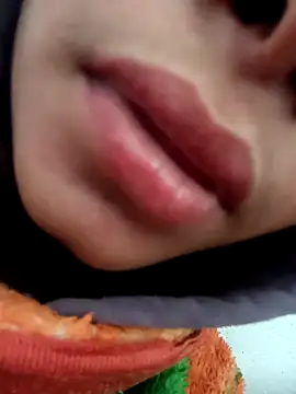 Snapshot of Aaisha-16 chatting on February 4, 4:18 am Aaisha-16 online show from February 4, 4:18 am