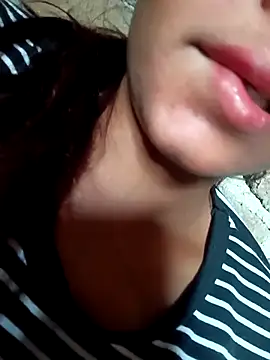 Aaisha-16 online show from May 6, 3:32 am