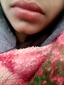 Snapshot of Aaisha-16 chatting on February 7, 3:36 am Aaisha-16 online show from February 7, 3:36 am