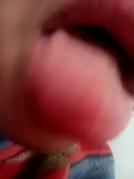 Snapshot of Aaisha-16 chatting on February 1, 3:49 am Aaisha-16 online show from February 1, 3:49 am