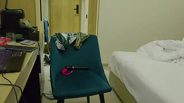 LustfulSin  online show from November 1, 10:14 pm