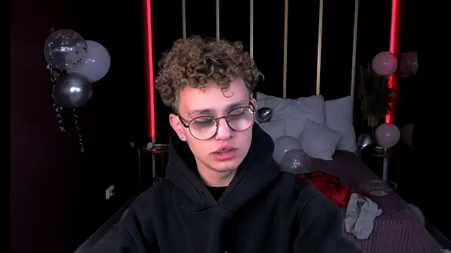 NathanCurl online show from October 21, 7:35 pm