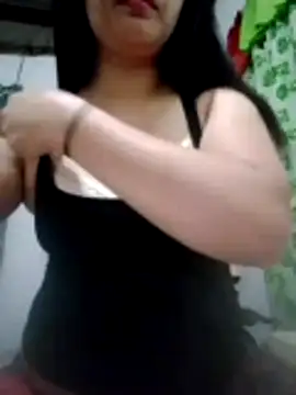 Snapshot of sweet_bella16 chatting on October 13, 5:14 pm sweet bella16 online show from October 13, 5:14 pm