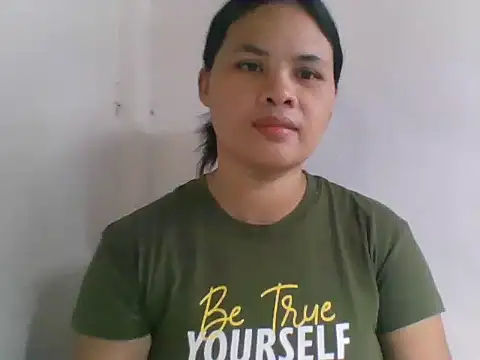Snapshot of sweet_bella16 chatting on September 18, 7:11 am sweet bella16 online show from September 18, 7:11 am