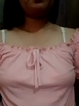 Snapshot of sweet_bella16 chatting on October 14, 7:31 am sweet bella16 online show from October 14, 7:31 am