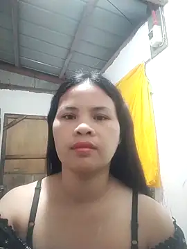 Snapshot of sweet_bella16 chatting on September 18, 8:45 pm sweet bella16 online show from September 18, 8:45 pm