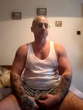 chcem1975 online show from January 8, 7:36 am