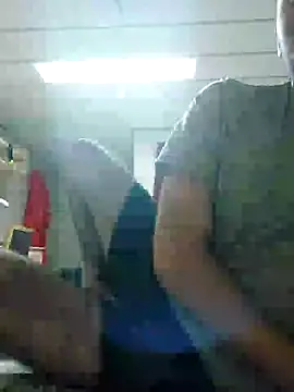 Snapshot of Alecumload chatting on July 15, 4:41 am Alecumload online show from July 15, 4:41 am