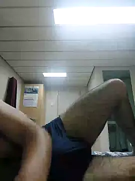 Alecumload online show from December 20, 2:09 pm