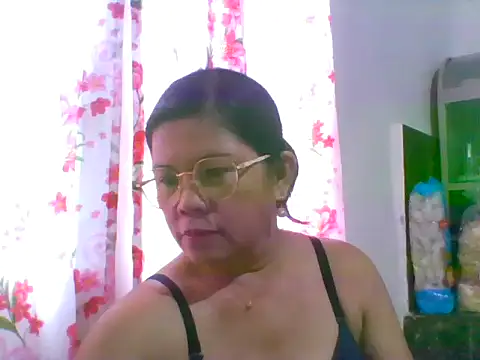 Snapshot of asian_bhebs1 chatting on October 16, 11:57 pm asian bhebs1 online show from October 16, 11:57 pm