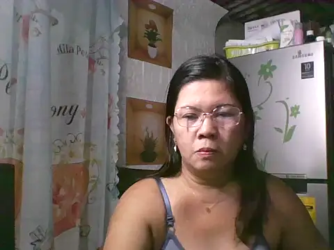 Snapshot of asian_bhebs1 chatting on October 27, 2:29 pm asian bhebs1 online show from October 27, 2:29 pm