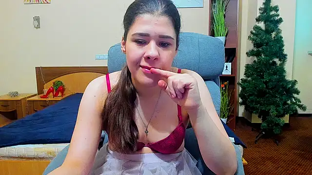 Snapshot of Joannia chatting on November 28, 8:14 am Joannia online show from November 28, 8:14 am