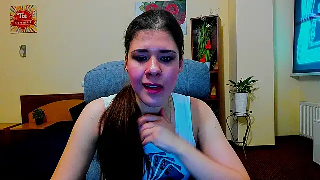 Snapshot of Joannia chatting on October 24, 7:18 am Joannia online show from October 24, 7:18 am