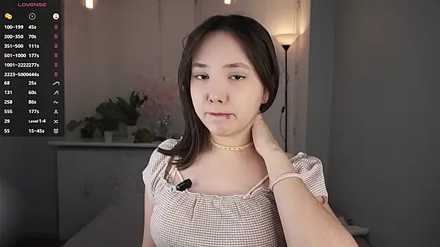 RenaeConnerley online show from December 20, 5:10 am