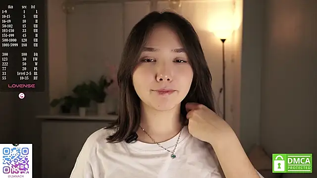 RenaeConnerley online show from November 11, 4:07 am