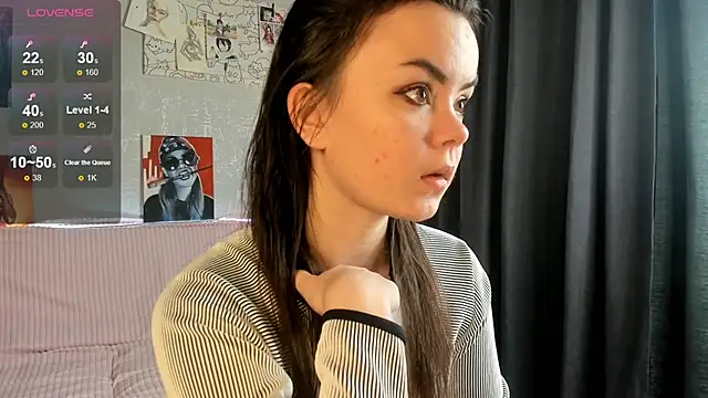 Gentle Ariel online show from December 5, 1:38 am