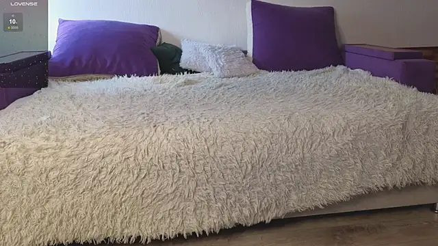 Gentle Ariel online show from April 6, 2:07 am